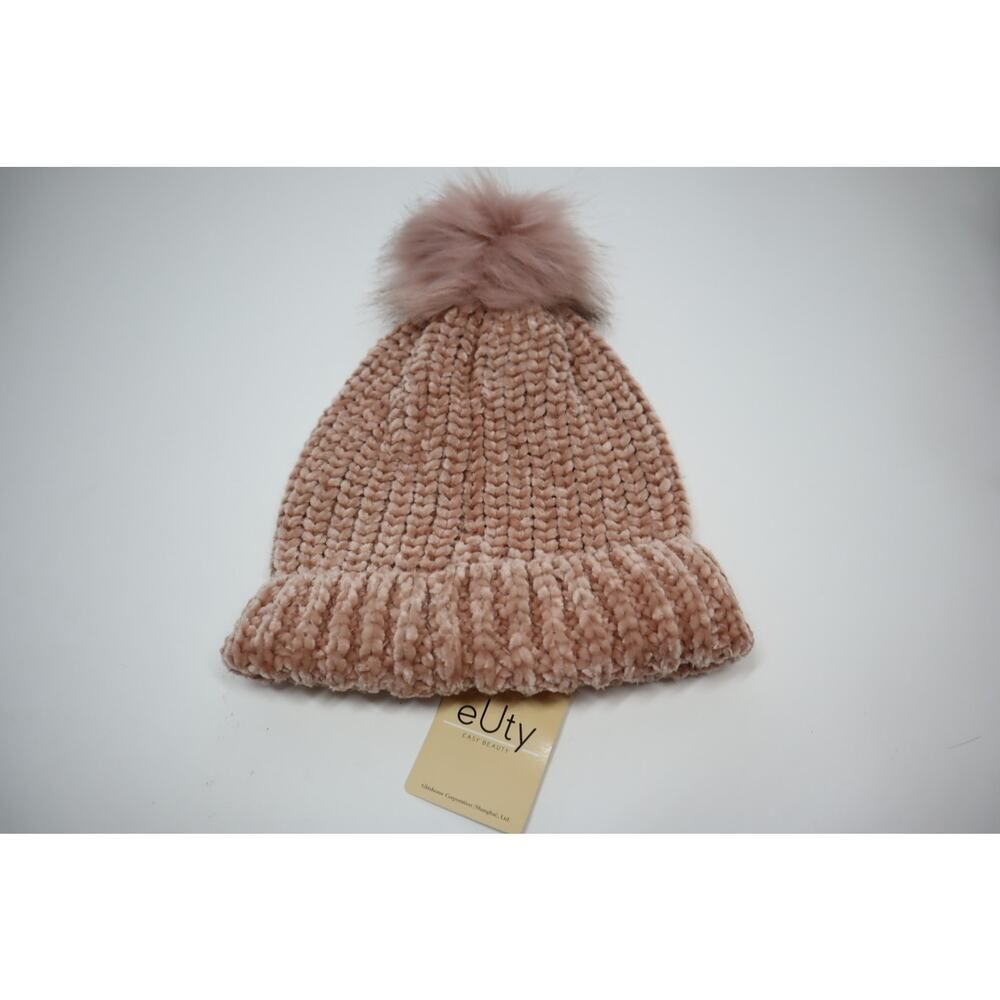 eUty Pink Fuzzy Cable Knit Beanie One Size